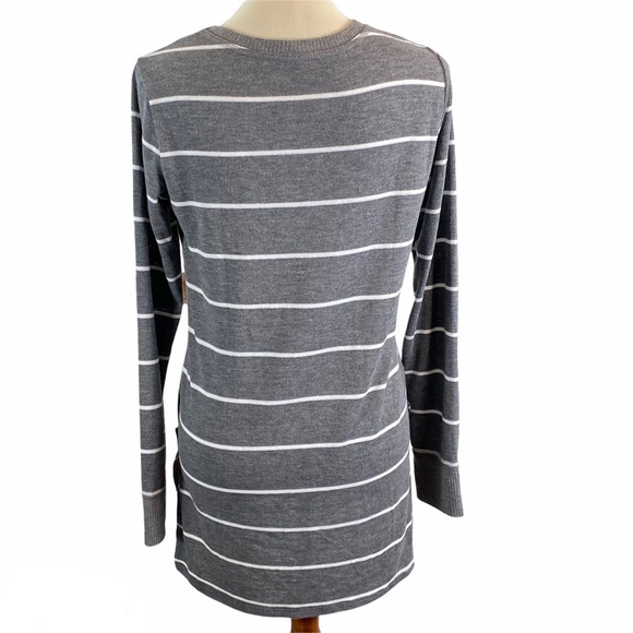 ❤️ Vanity lightweight knit sweater size S - Picture 3 of 3